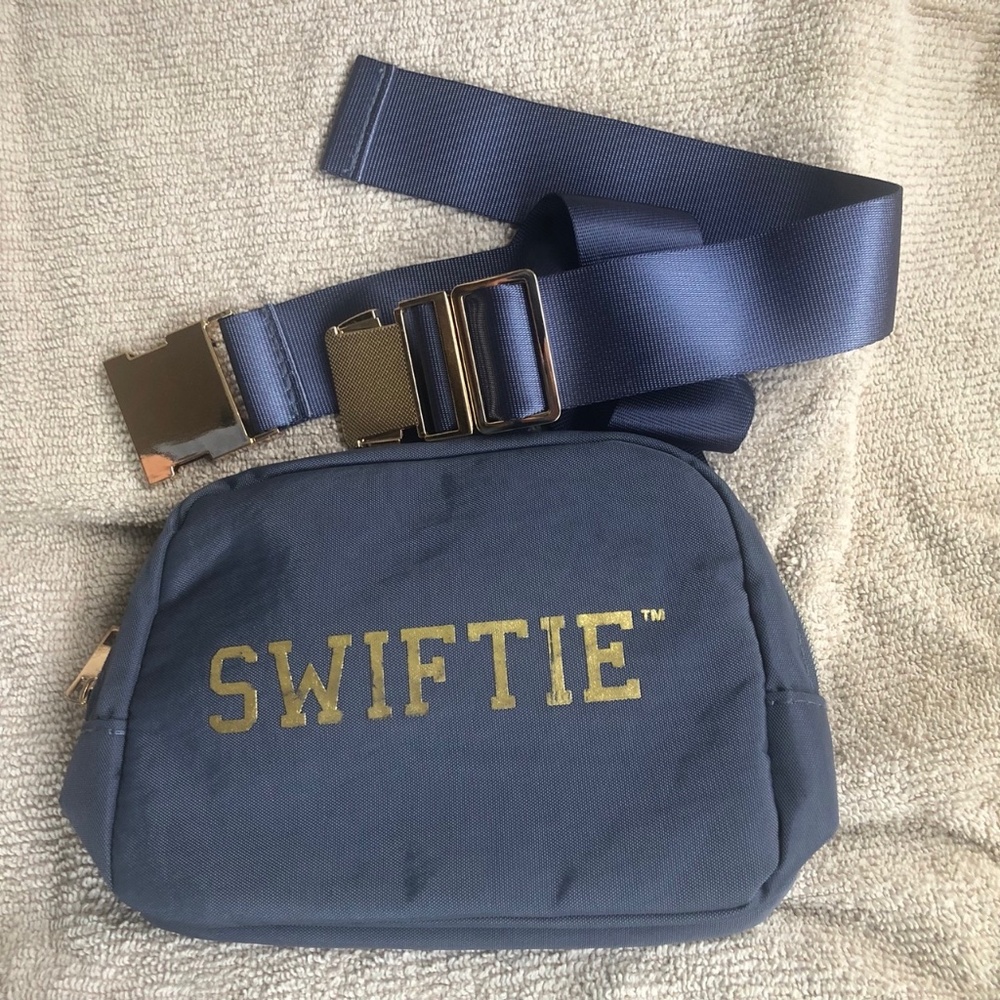 Taylor Swift Purple Swiftie Fanny Pack with Gold Buckle, Very Good Condition